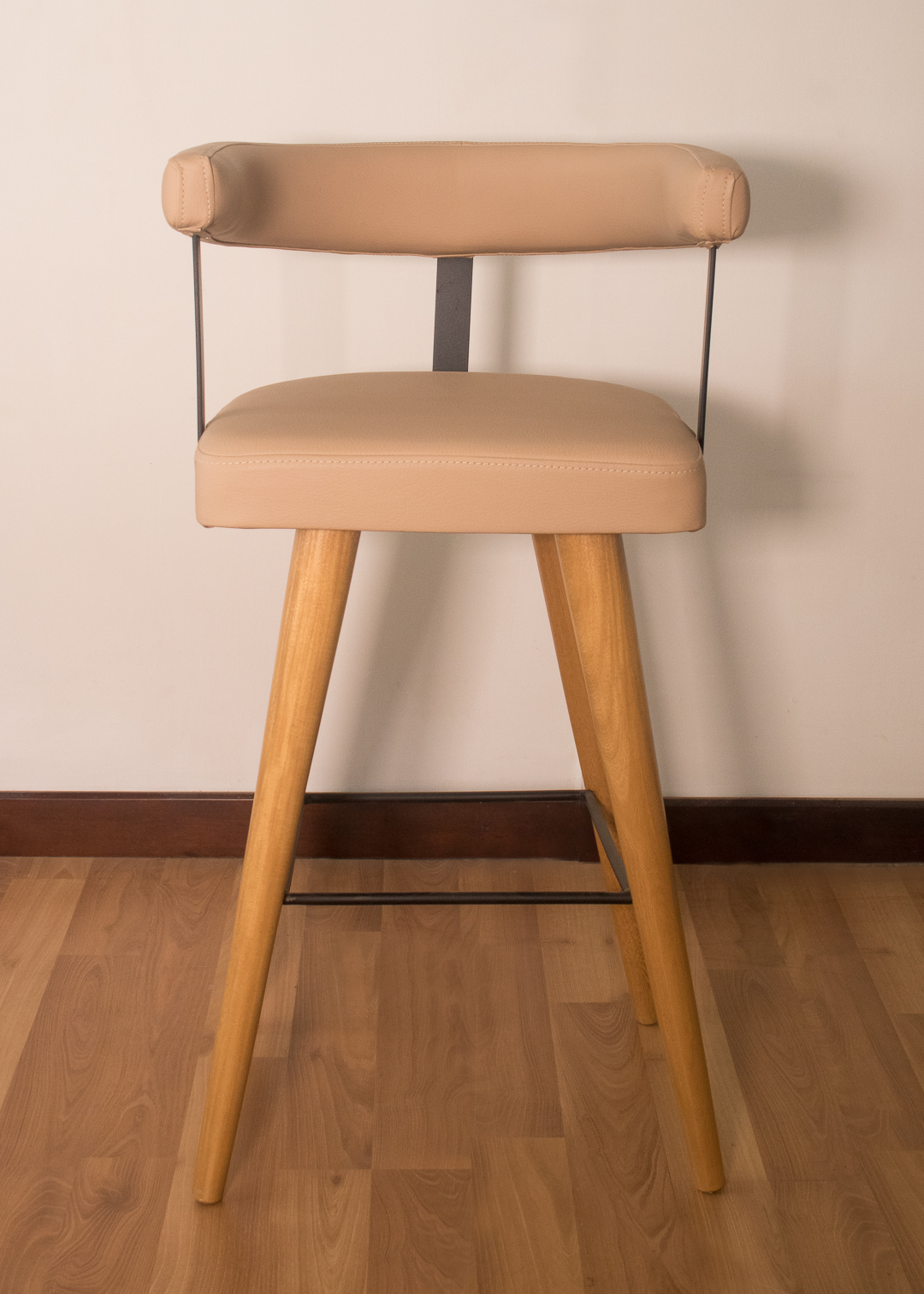 Silla de barra Essenza