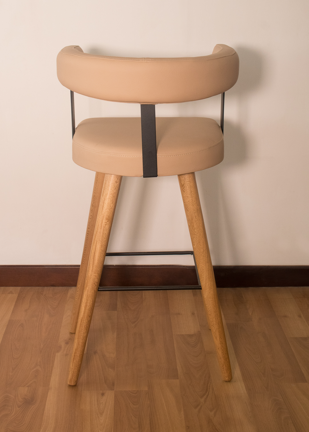 Silla de barra Essenza