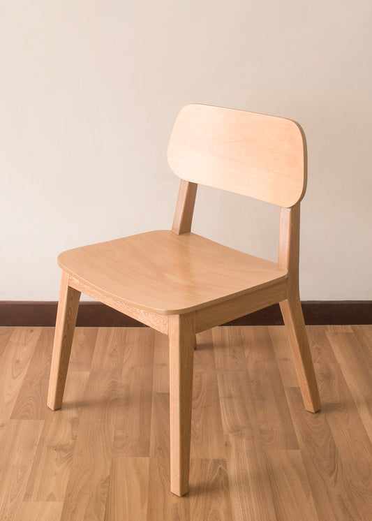 Silla en roble natural