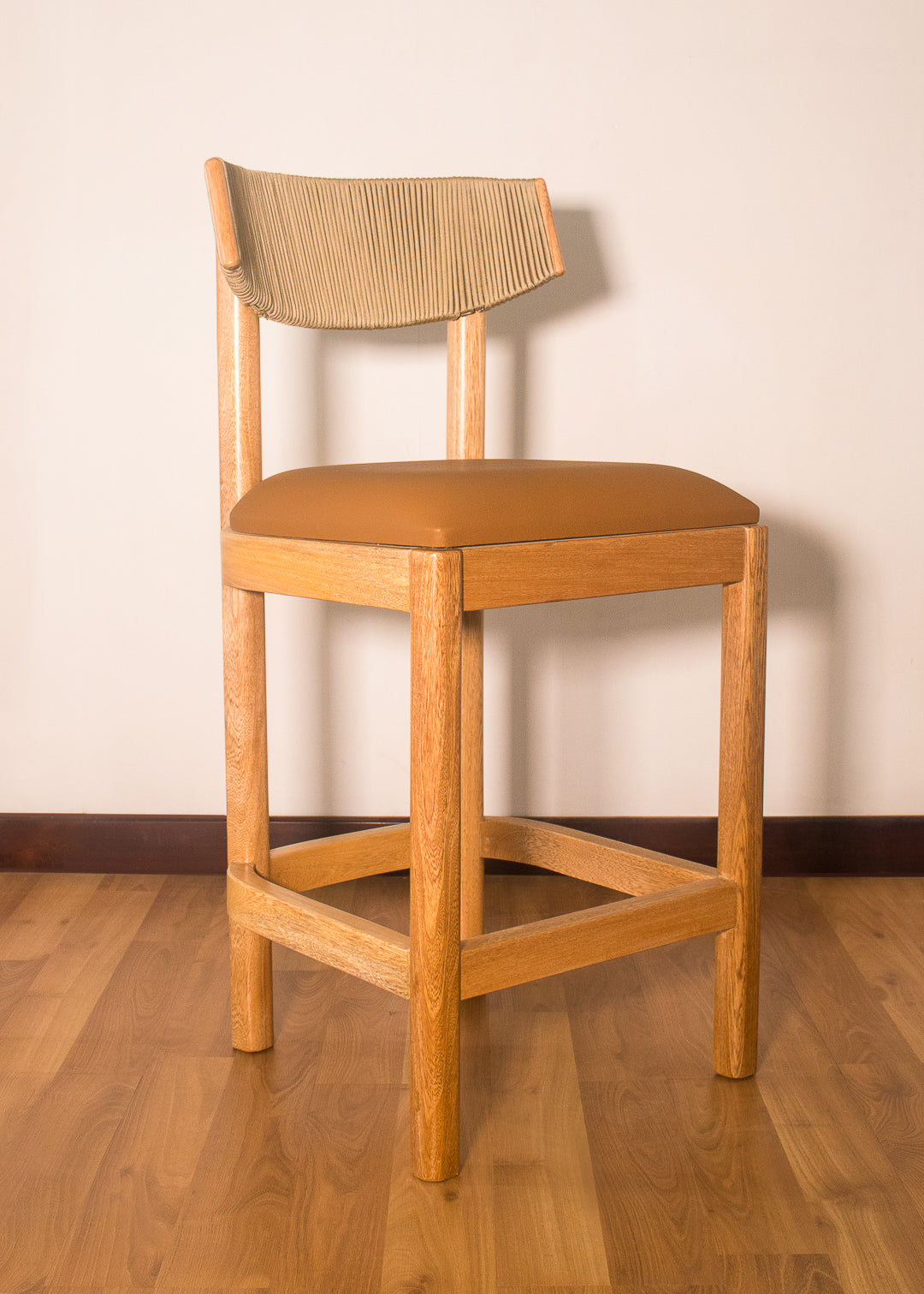 Silla de barra Nuez