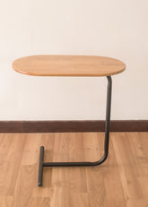 mesa auxiliar en madera y metal